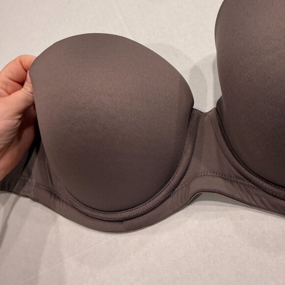 Wacoal Red Carpet Strapless Bra 34DDD Gray Silicone Grip 854119 - Picture 2 of 4